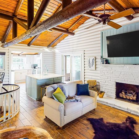 Mountain Dreams Villa บรายซันซิตี ภายนอก รูปภาพ
